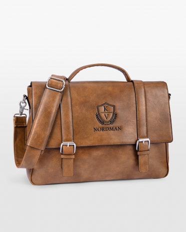 Skulderveske i cognac med personlig broderi