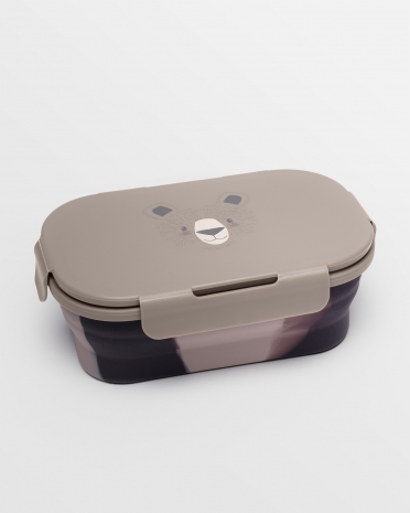 Praktisk matboks i silikon for barn. Matboksen kan brettes sammen og er derfor svært praktisk å ha med seg til barnehagen.