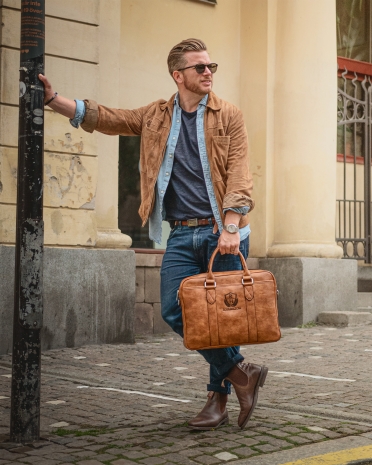 Skulderveske med navn cognac - Lounge 