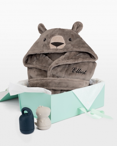 Sett med badekåpe med navn og badeleker