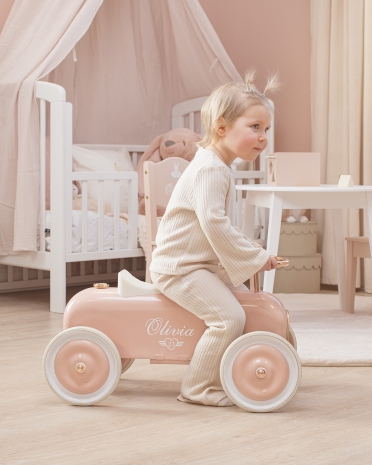 SPARKEBILER MED NAVN