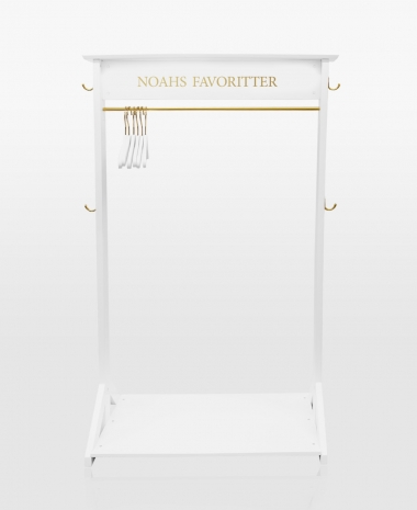 klesstativ med navn for barn, trykket med valgfri tekst