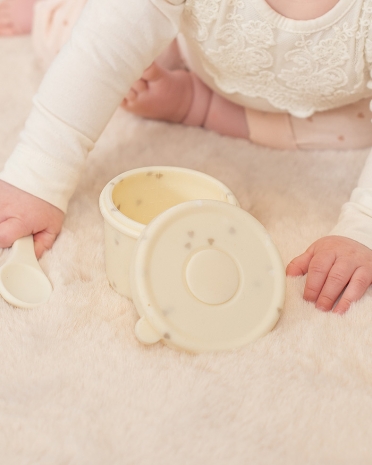 barnematskrukke i silikon