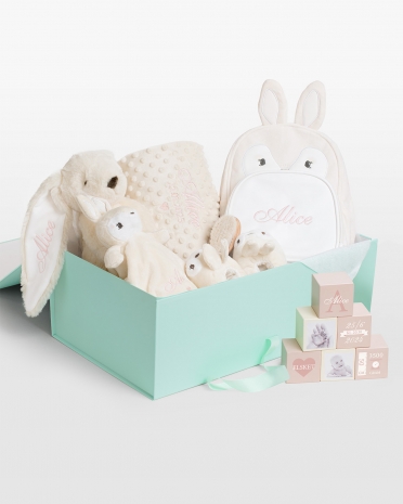 Stort gavesett i kanintema med navn, til nyfødte babyer