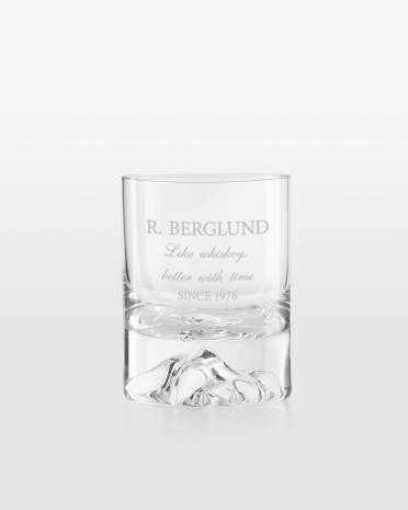 Gravert whiskyglass med valgfritt navn og personlig hilsen