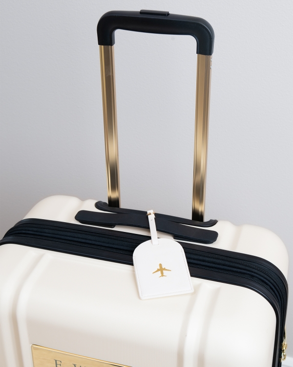 Praktisk reisetagg der du fyller inn navn og adresse