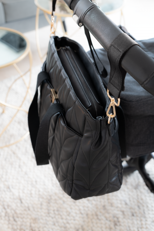 Svarte kroker til stelleveske