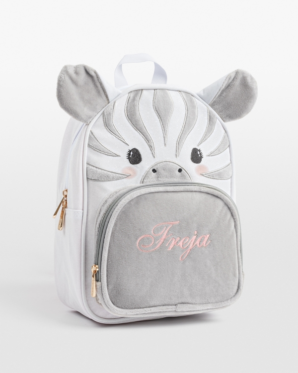 Barneryggsekk med navn som er bra til barnehagen