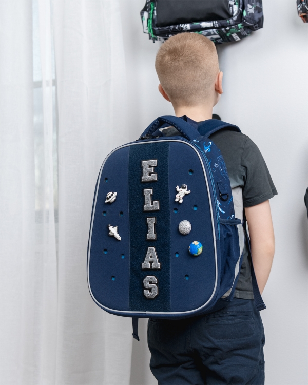 Marineblå barneryggsekk med romtema