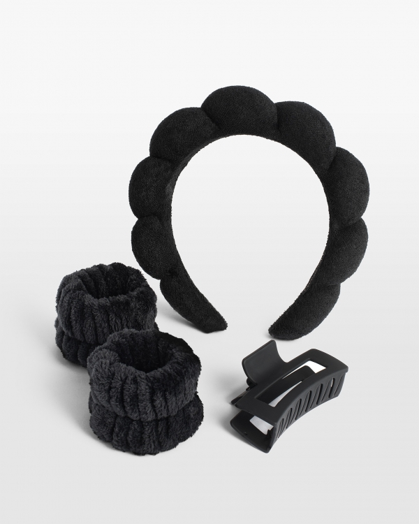 Sett med svart hårbånd, hårklemme og armbånd