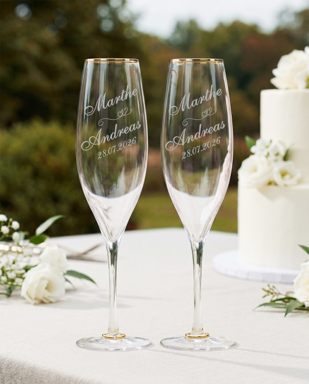 Champagneglass med personlig gravering og dekorative ringer
