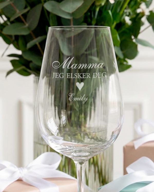 Personlig gravert vinglass til mamma