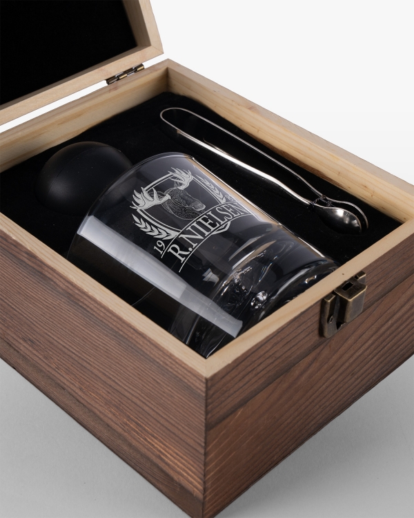 Personlig graverte glass med jakttema