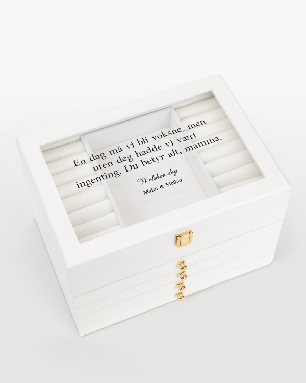 Smykkeskrin med god oppbevaring og personlig budskap.