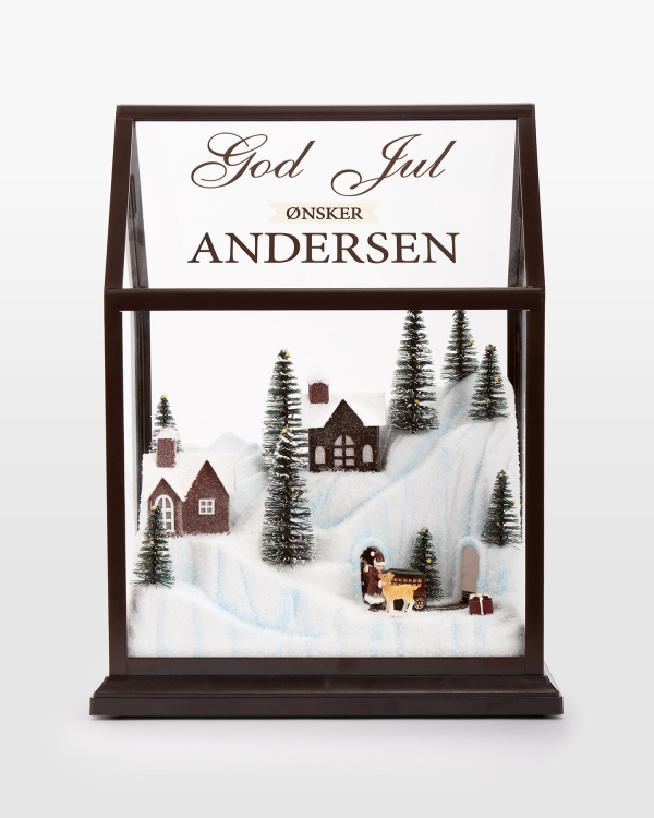 Personlig juleby med motordrevet tog og valgfri julehilsen