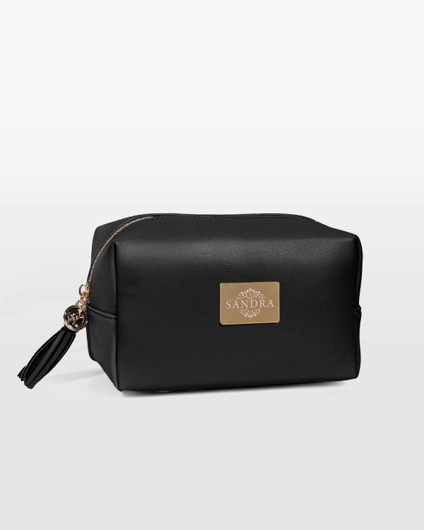 Svart sminkeveske med gravert navn