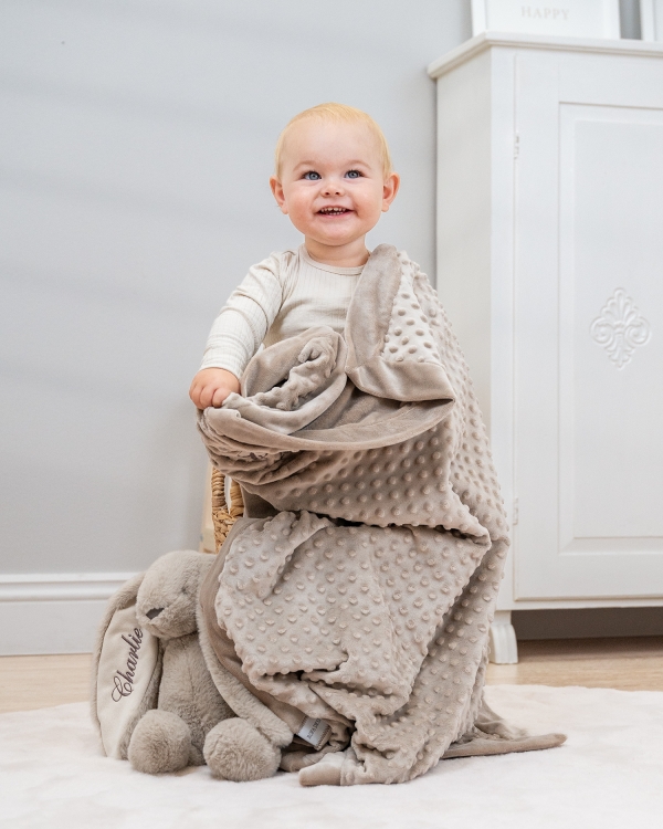 Koselig babyteppe med navn