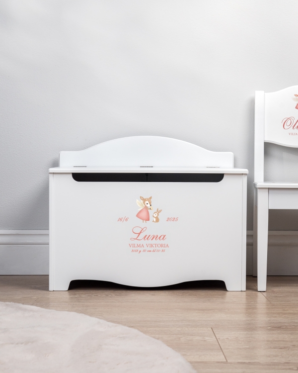 Oppbevaringskiste med navn