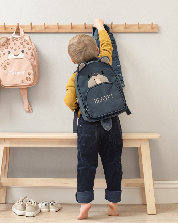 Barneryggsekk med navn og hundemotiv