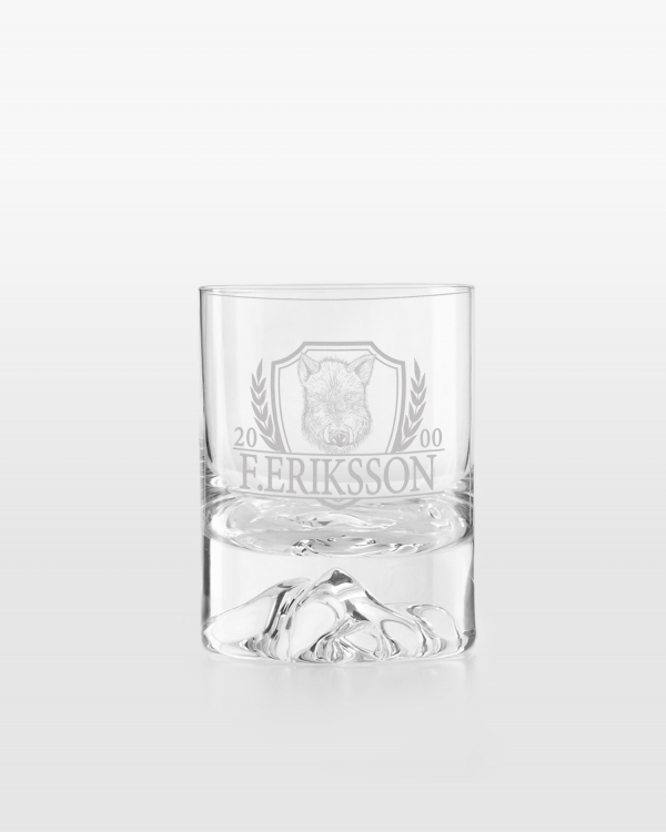 Whiskyglass med gravert navn og jaktmotiv