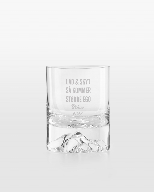 Gi bort et gravert whiskyglass med valgfritt navn og personlig hilsen